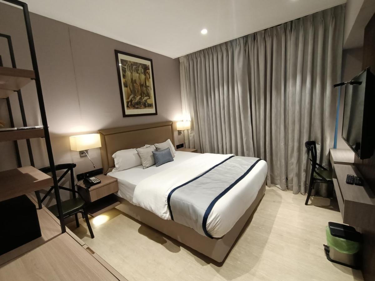 Hotel Highway Inn Andheri East Bombay Esterno foto
