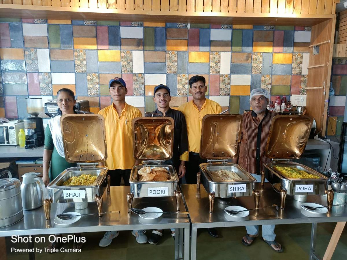 Hotel Highway Inn Andheri East Bombay Esterno foto