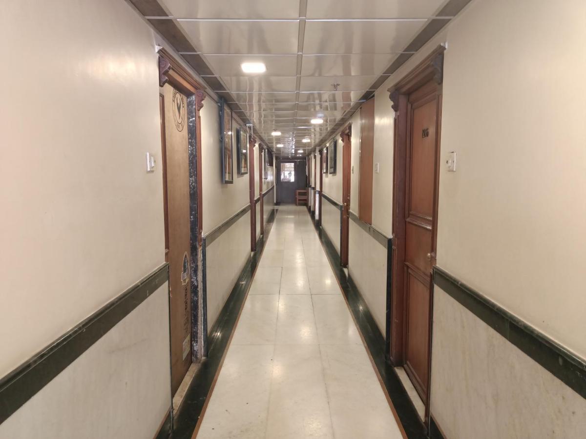 Hotel Highway Inn Andheri East Bombay Esterno foto