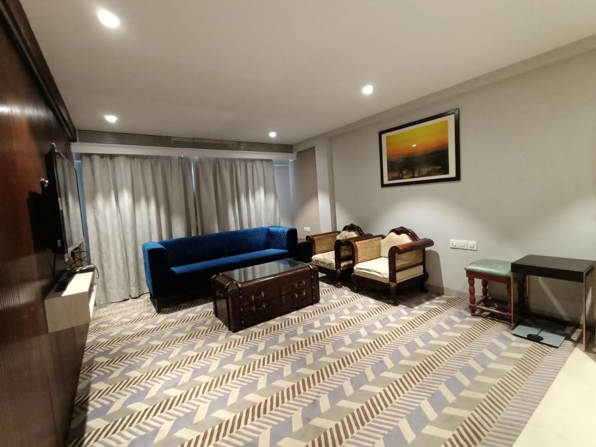 Hotel Highway Inn Andheri East Bombay Esterno foto