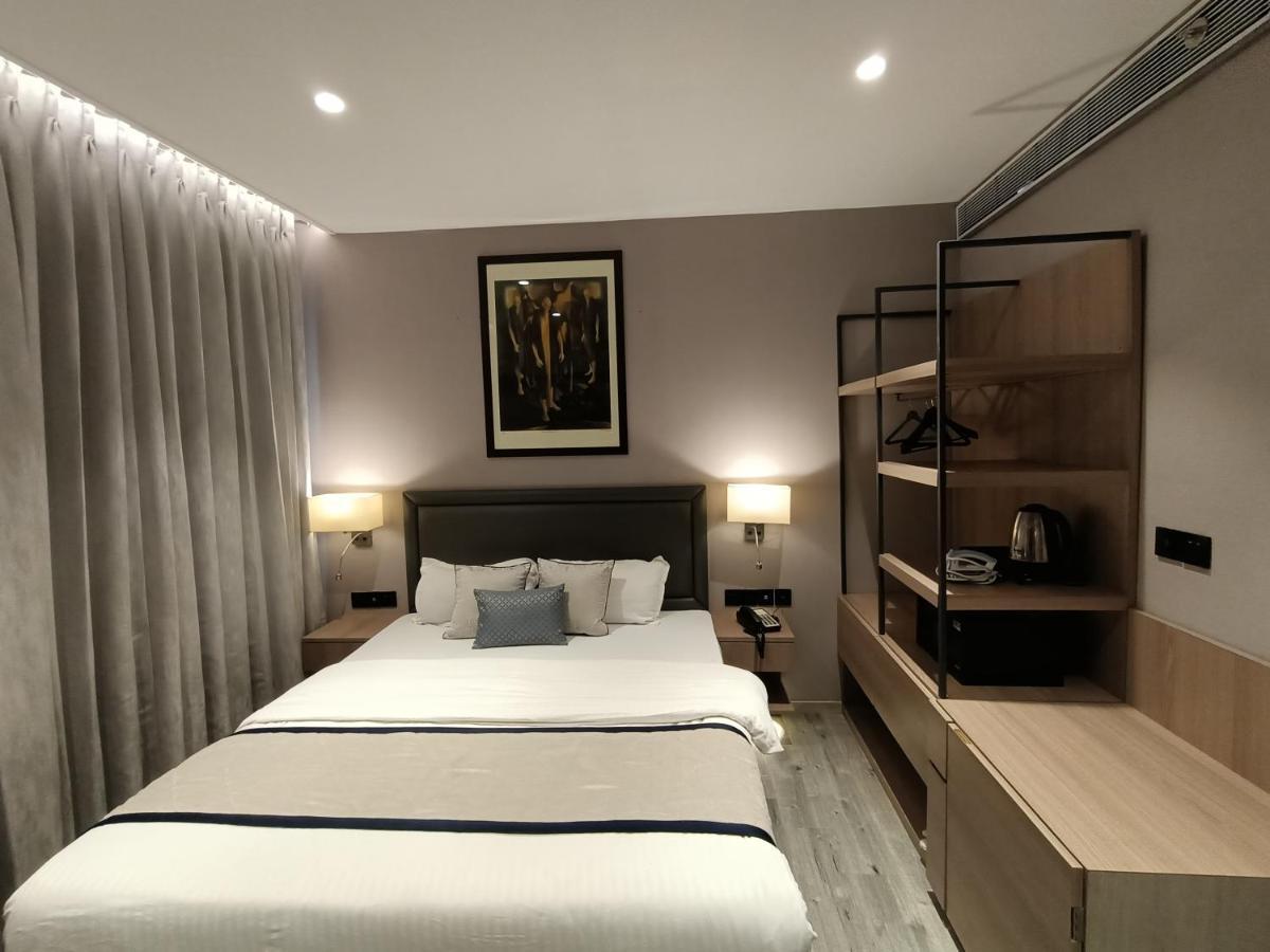Hotel Highway Inn Andheri East Bombay Esterno foto